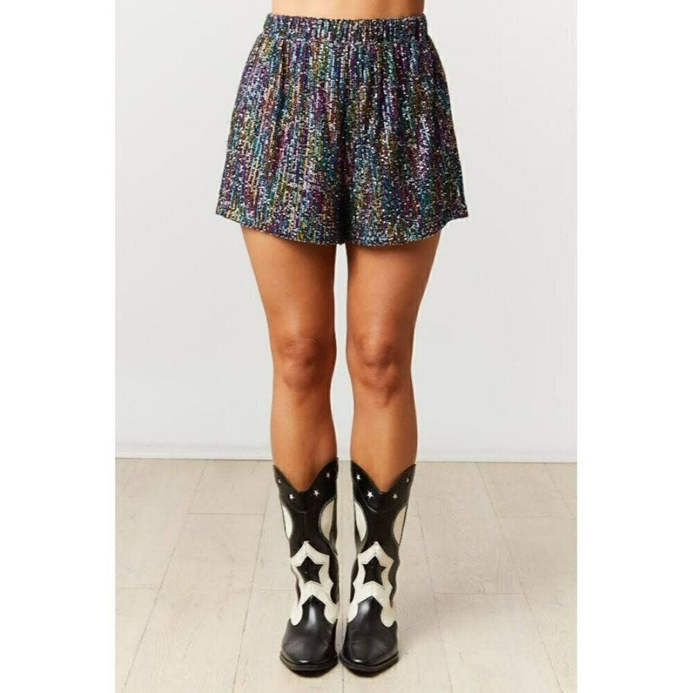 It's a Vibe Sequin Shorts in Black Prism